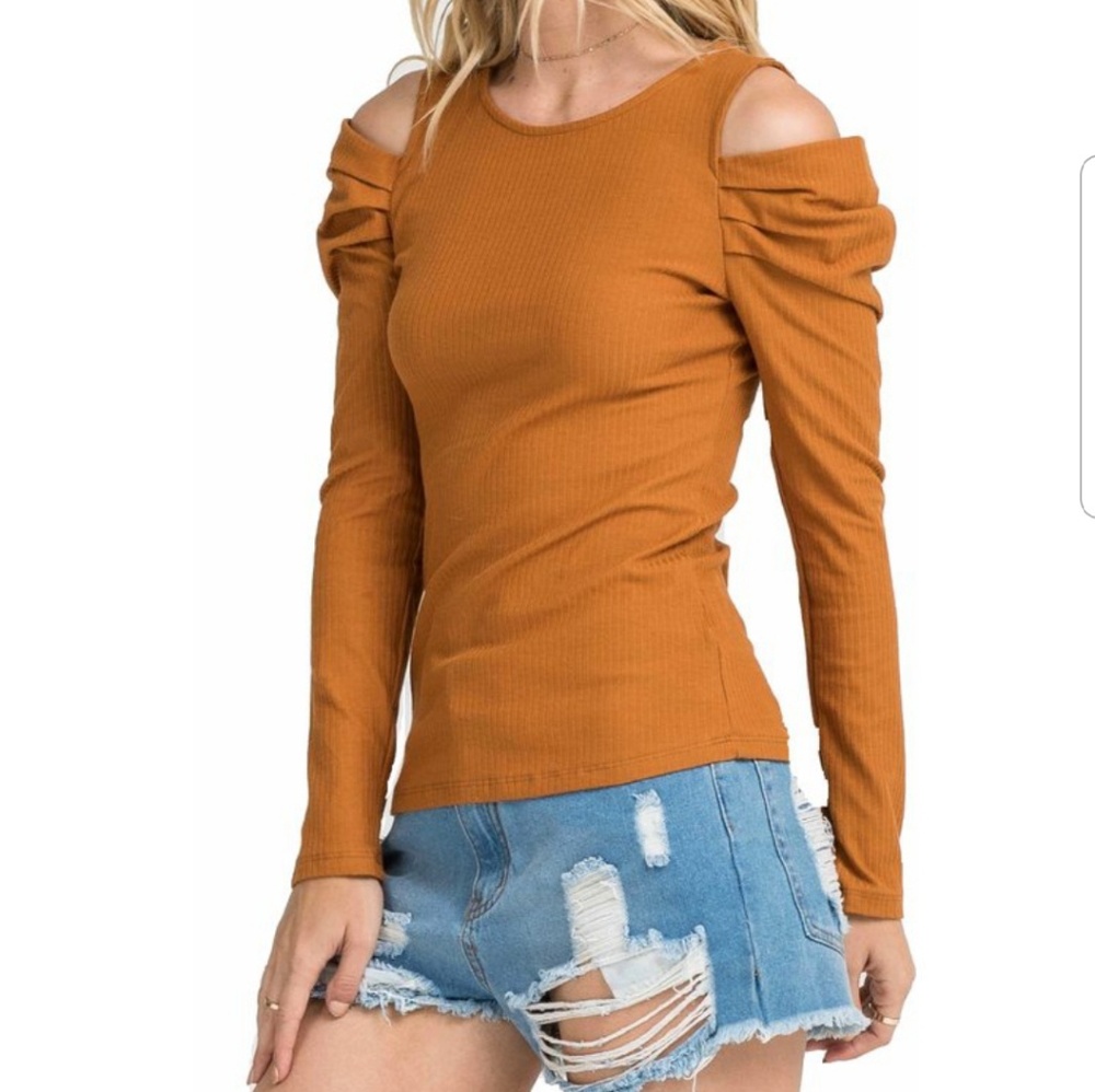 Long sleeve top